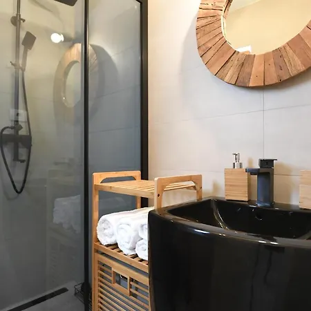 Camellia Apartment