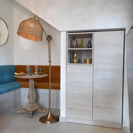 Apartament Camellia *